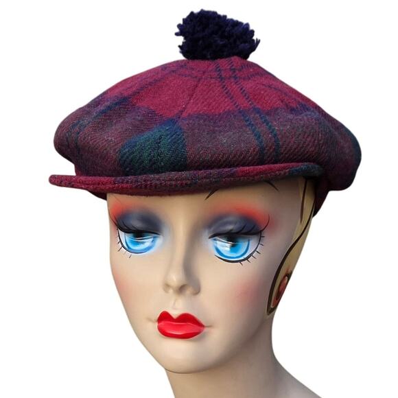 VTG Tartan wool newsboy cap / tam with pom — made in Ireland by Jonathan Richard main image 10